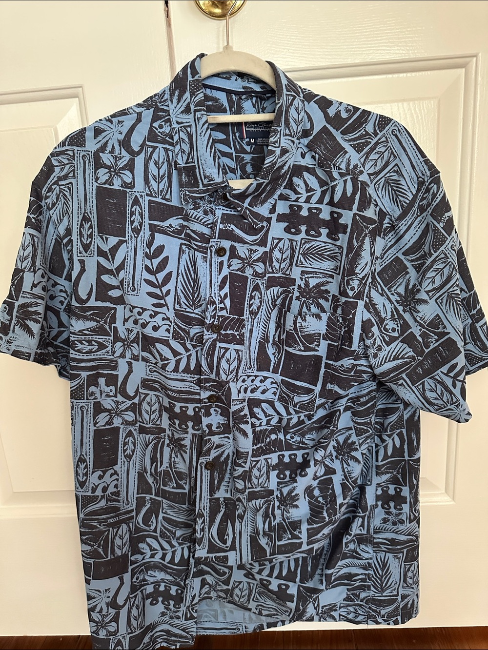 Jack O’Neill Hawaiian Shirt Light Blue & Black - Men’s Medium
